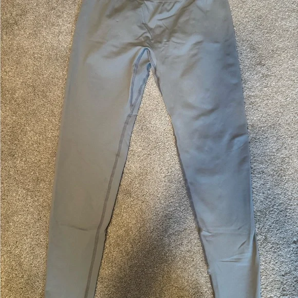 Aurola no front seam scrunch Gray Leggings - Picture 3 of 3